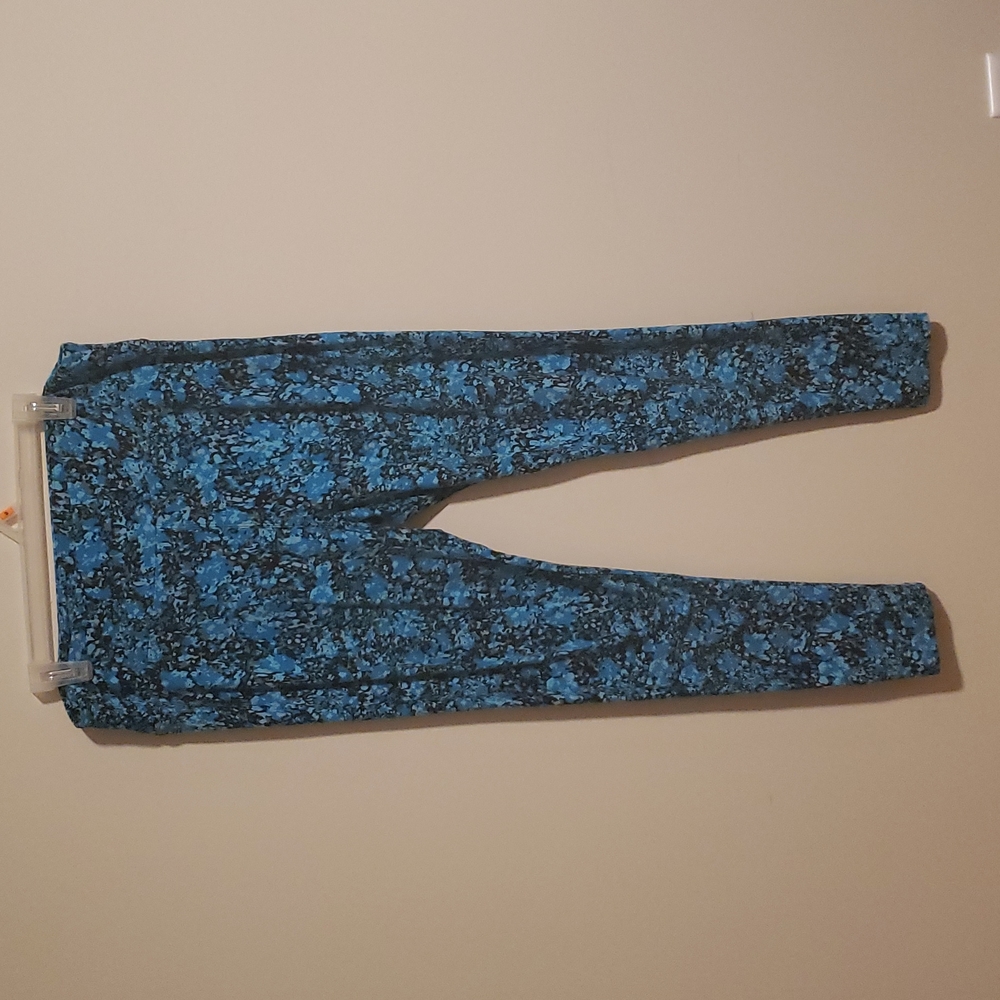 LuLaRoe TC Leggings Abstract Blue Flowers